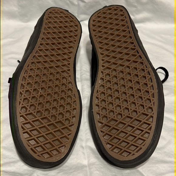 VANS SNEAKERS SIZE 5 - Picture 7 of 7